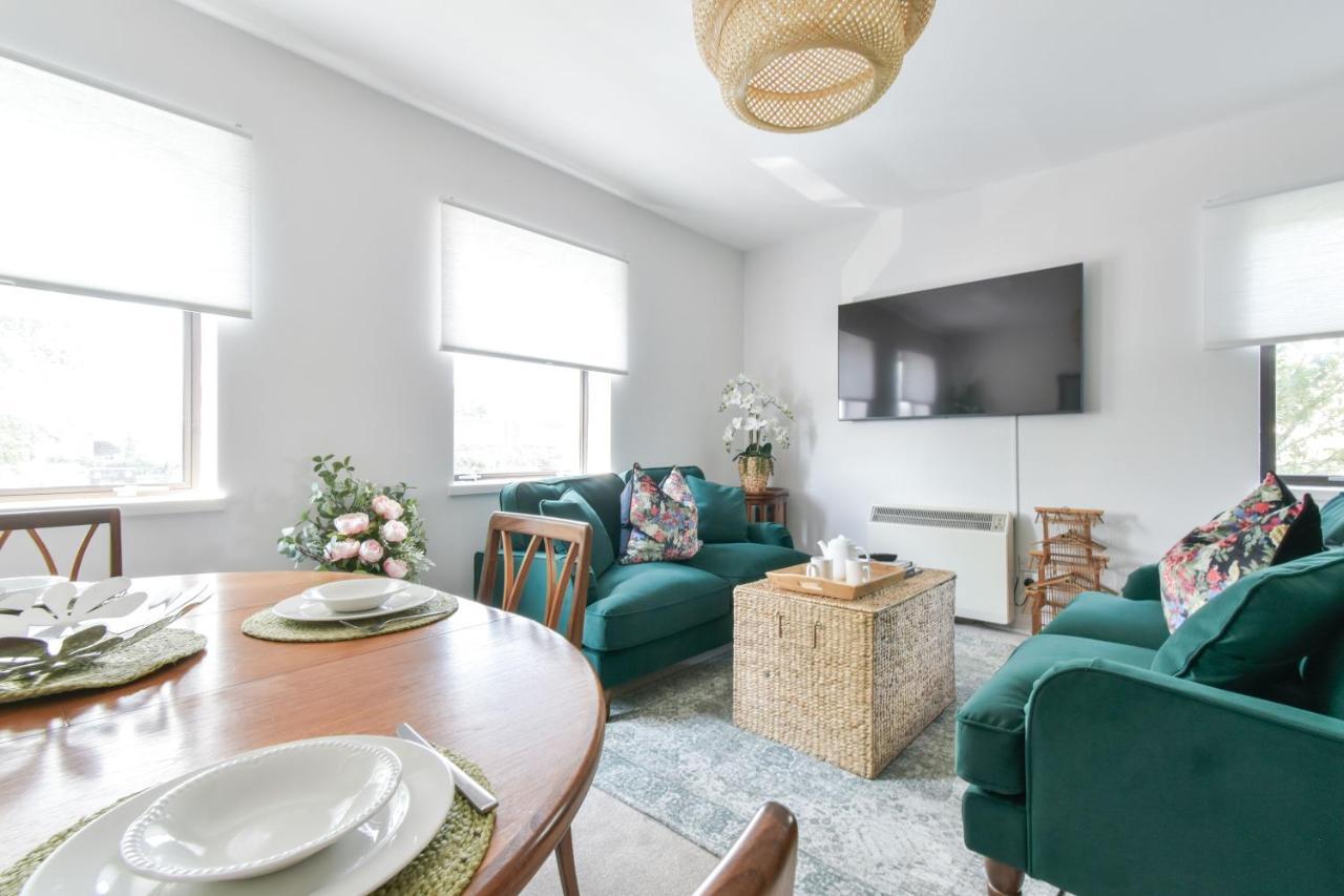 Luxury Spacious 2 Bed Apartment Shilton  Exterior foto
